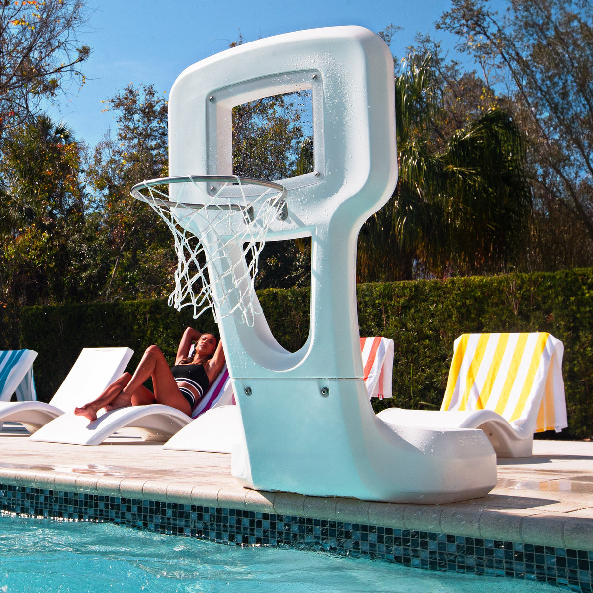 Step2 - Vero Poolside Basketball Hoop