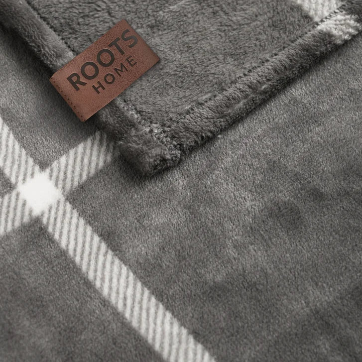Roots Home Plush Blanket