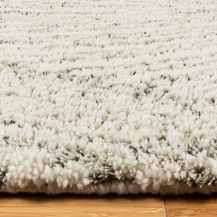 Gertmenian Foxwood Collection Conner Cream Indoor Area Rug
