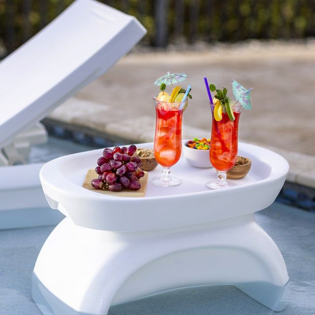 Step2 - Vero Poolside Side Table, with Removeable Serving Tray S3
