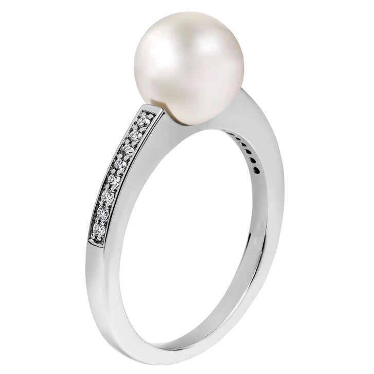 8 – 8.5 mm Cultured Akoya Pearl and Diamond Ring (0.1 ctw)