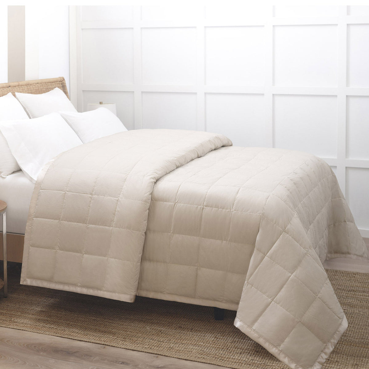 Allied Home Oversized All Season Down Blanket
