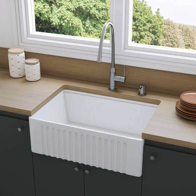 Appollo Madeline Ceramic Farmhouse Kitchen Sink H0